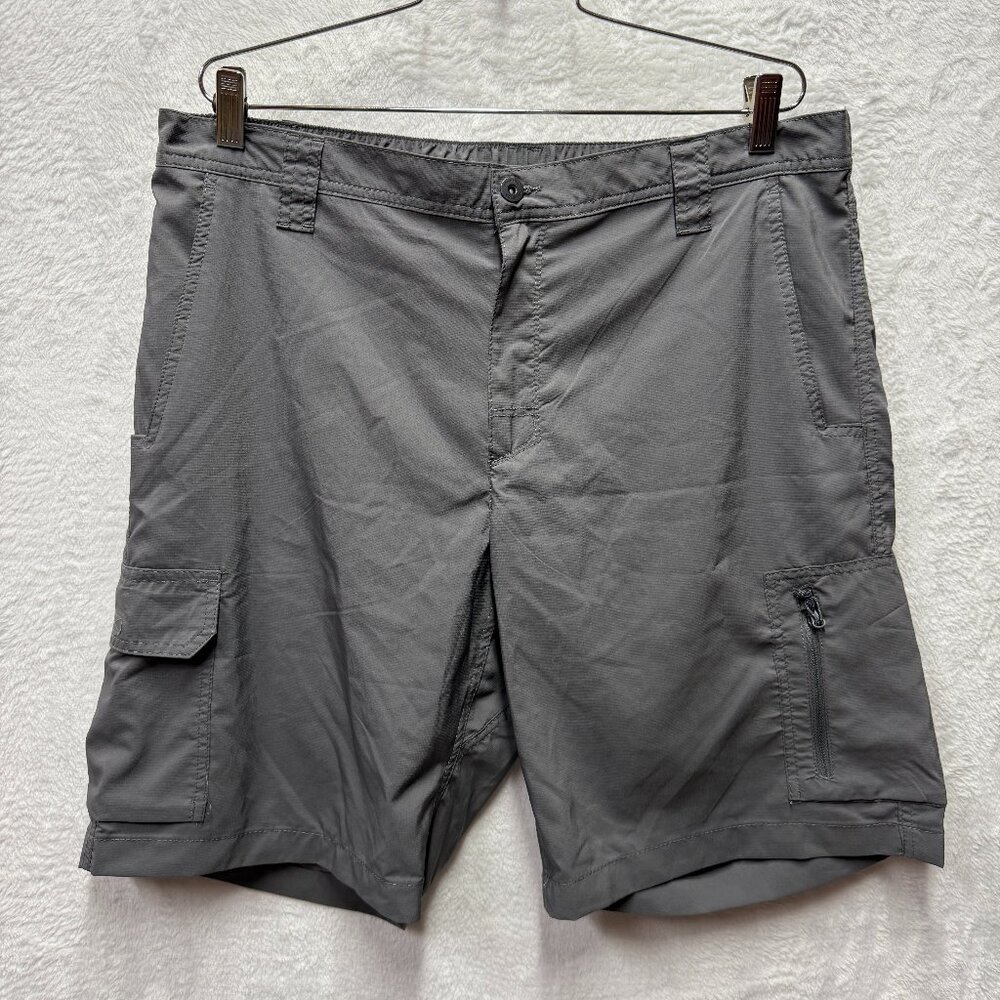 Columbia Silver Ridge Utility Cargo Shorts Mens 38x10 City Gray UPF 40+ Mid Rise